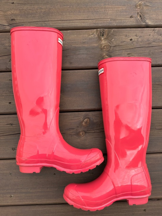 Hunter Glossy Hot Pink Tall Rain Boots - Picture 6 of 12